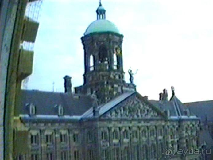 Впервые в Амстердаме