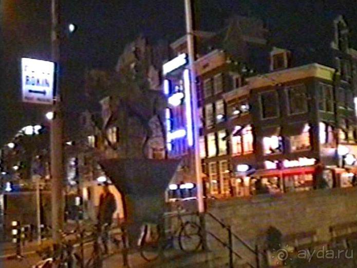 Впервые в Амстердаме