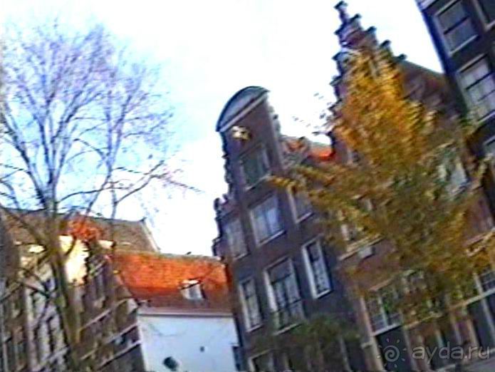 Впервые в Амстердаме