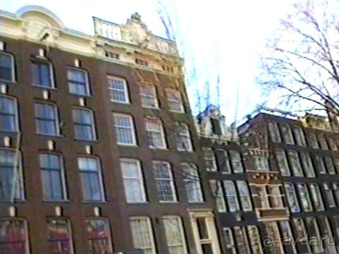 Впервые в Амстердаме