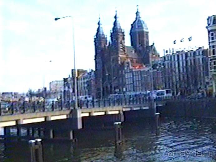 Впервые в Амстердаме