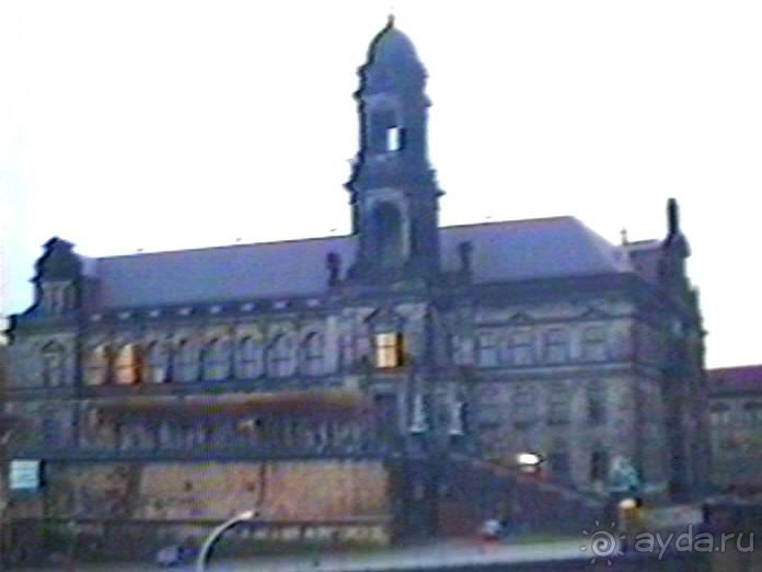 Впервые в Дрездене