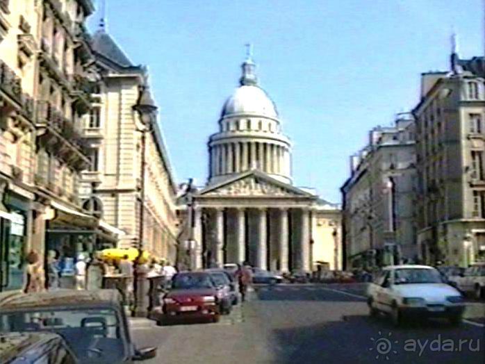 Альбом отзыва "Первая встреча с Парижем: часть 2"