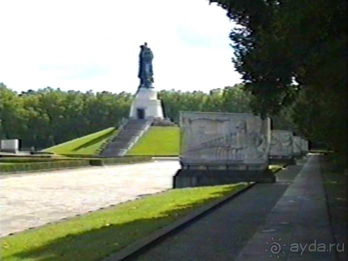 Вторая поездка в Германию на автомобиле: Берлин