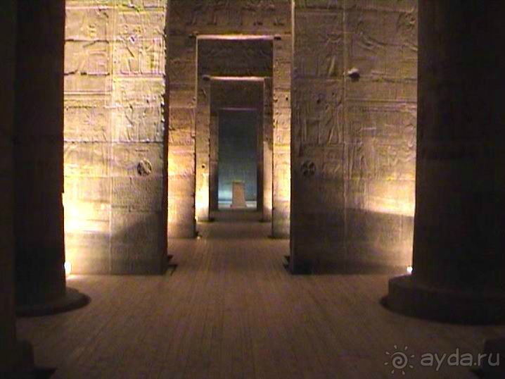 Египет часть 9: Асуан - Ночное шоу в Храме Хатхор (Исиды) с острова Филэ