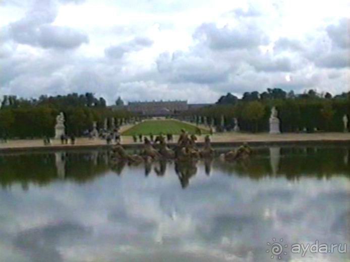 Альбом отзыва "Третий день в Париже. Экскурсия в Версаль."