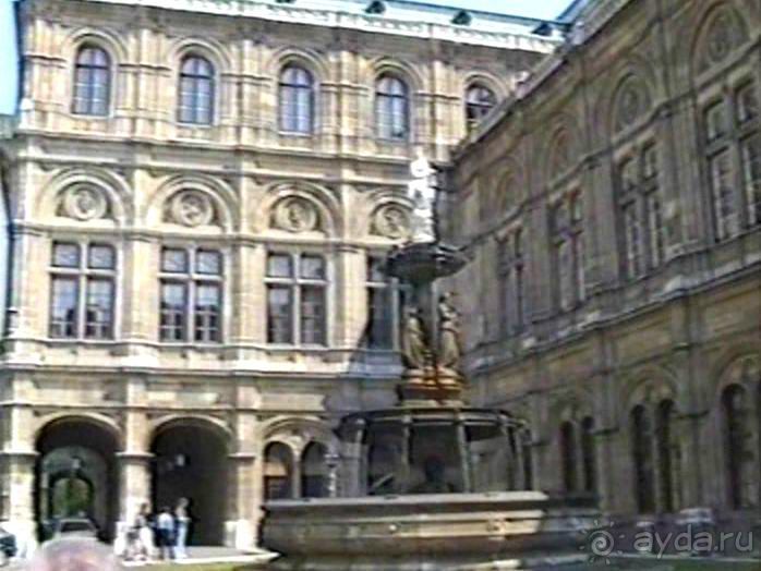 Эйхграбен, Вена и снова Будапешт