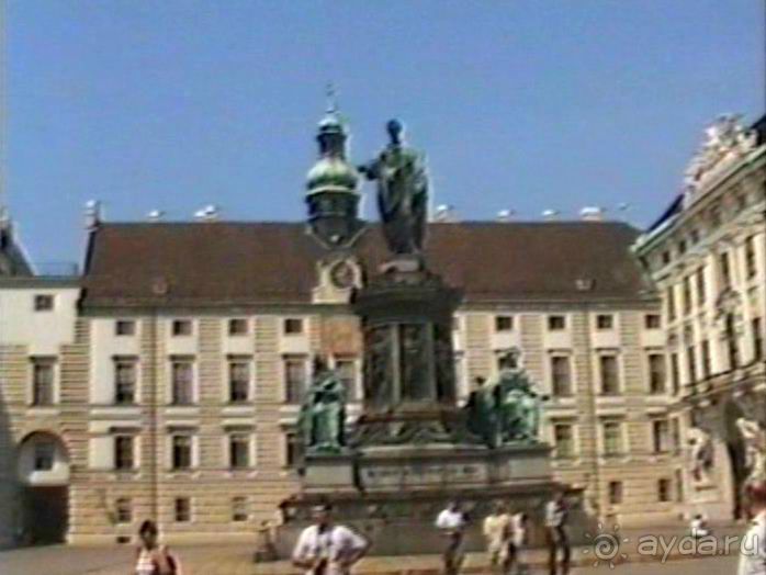 Эйхграбен, Вена и снова Будапешт