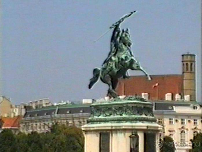 Эйхграбен, Вена и снова Будапешт