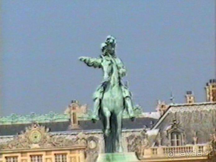 Версаль-Фонтенбло-Сент-Женевьев-де-Буа