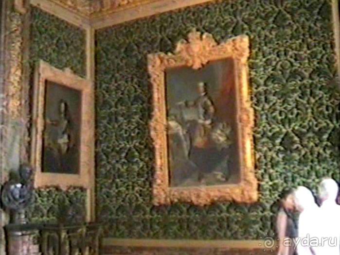 Версаль-Фонтенбло-Сент-Женевьев-де-Буа