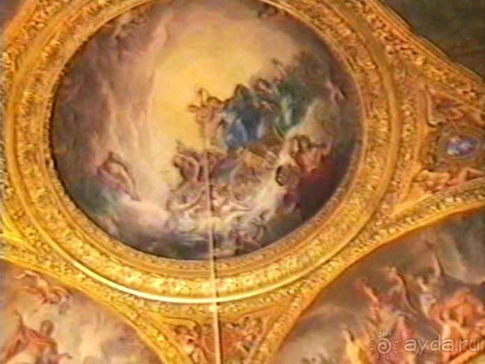 Версаль-Фонтенбло-Сент-Женевьев-де-Буа