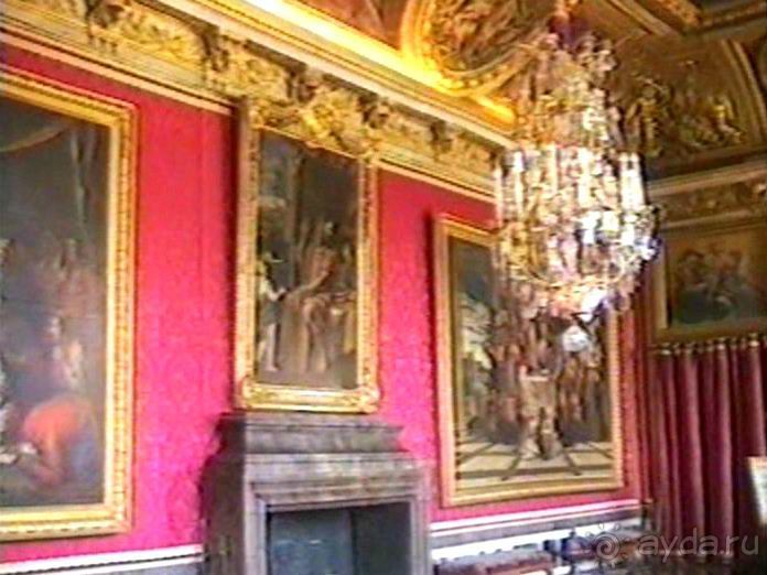 Версаль-Фонтенбло-Сент-Женевьев-де-Буа