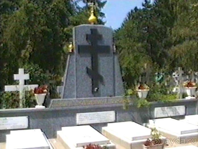 Версаль-Фонтенбло-Сент-Женевьев-де-Буа