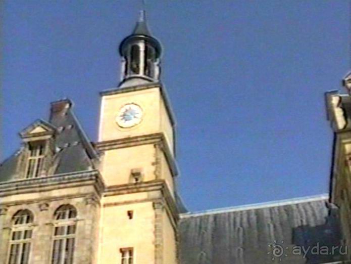 Версаль-Фонтенбло-Сент-Женевьев-де-Буа