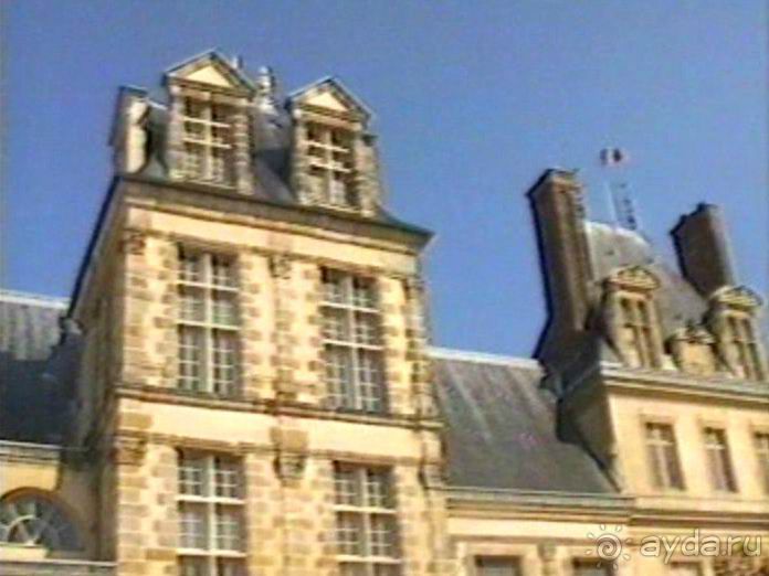 Версаль-Фонтенбло-Сент-Женевьев-де-Буа