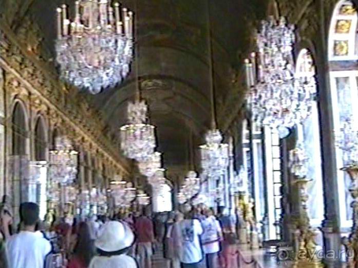 Версаль-Фонтенбло-Сент-Женевьев-де-Буа