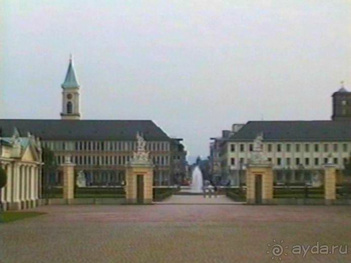 Поездка в Германию на автомобиле с немецкой овчаркой. Часть 6. Второй день Зигера в Карлсруэ