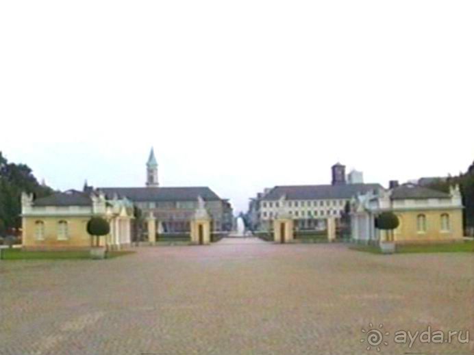 Поездка в Германию на автомобиле с немецкой овчаркой. Часть 6. Второй день Зигера в Карлсруэ