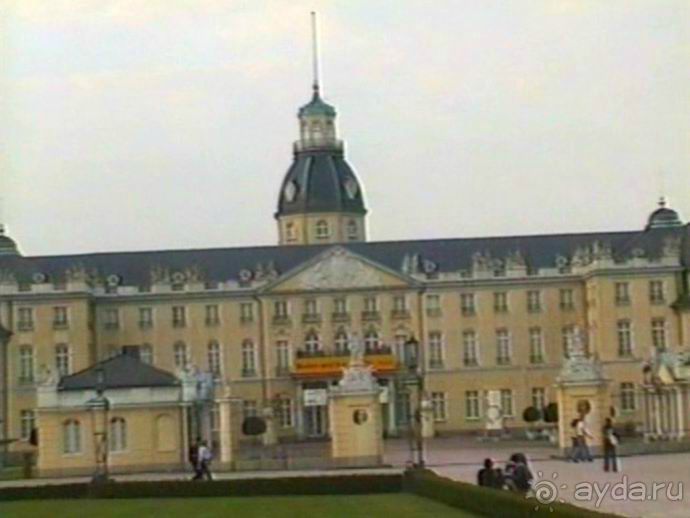 Поездка в Германию на автомобиле с немецкой овчаркой. Часть 6. Второй день Зигера в Карлсруэ