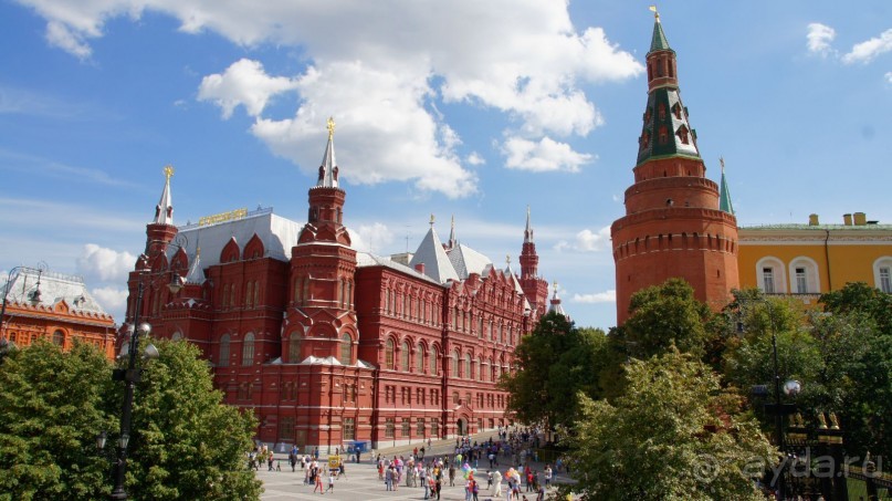 Манежная площадь - вторая по значимости площадь Москвы