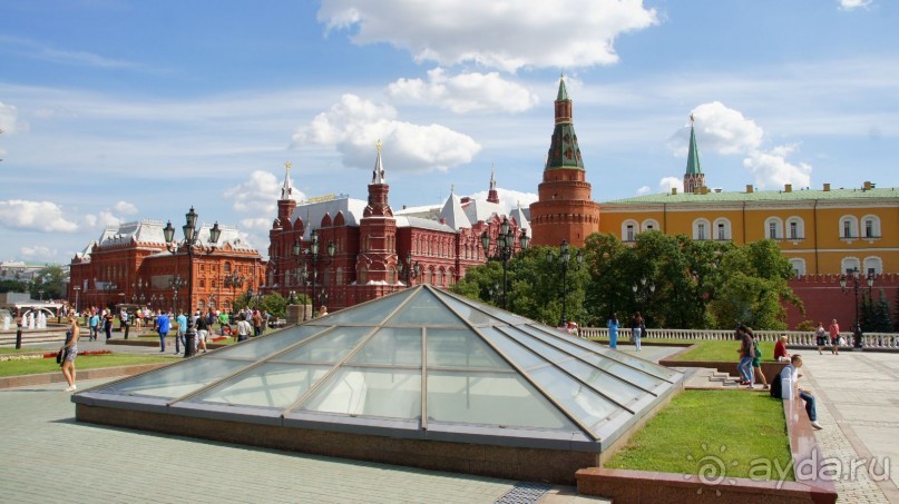 Манежная площадь - вторая по значимости площадь Москвы