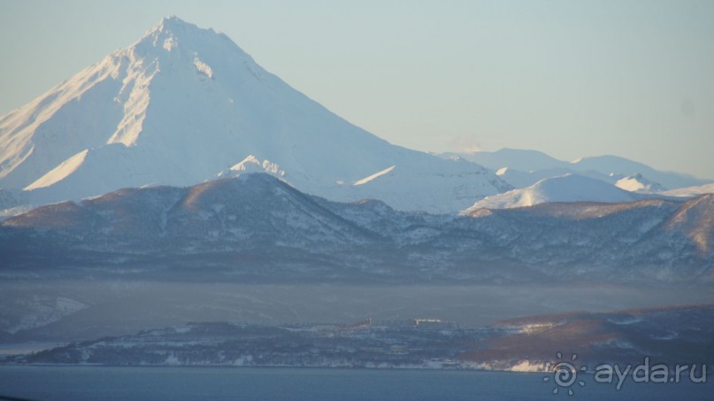 Стоят вулканы — там и тут!