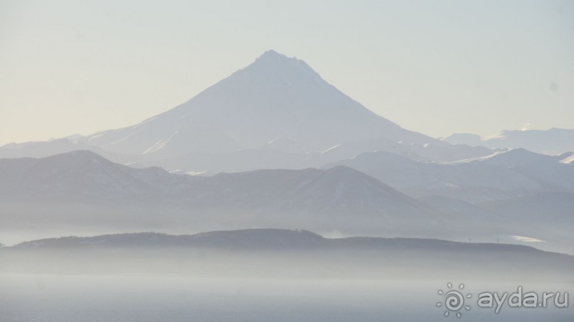 Стоят вулканы — там и тут!