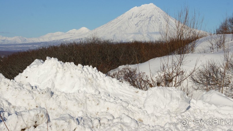 Стоят вулканы — там и тут!
