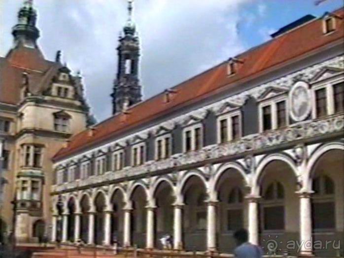 Впервые на машине в Германию с овчаркой Саксония и Дрезден