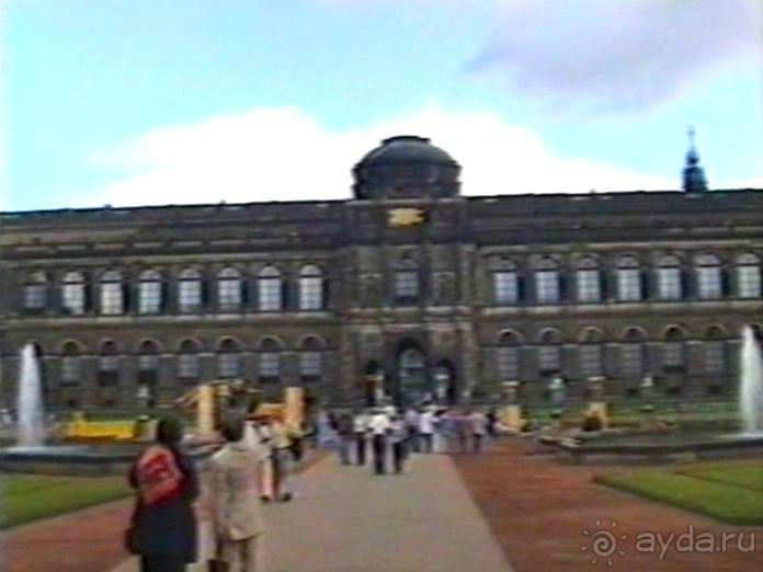 Впервые на машине в Германию с овчаркой Саксония и Дрезден