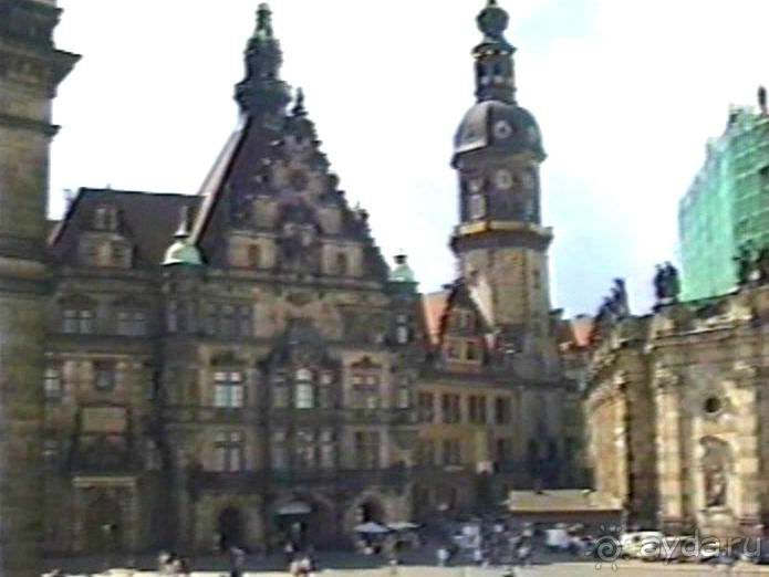 Впервые на машине в Германию с овчаркой Саксония и Дрезден