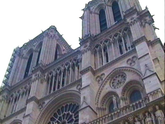 Наша машина доехала до Парижа! Первый экскурсионный день.