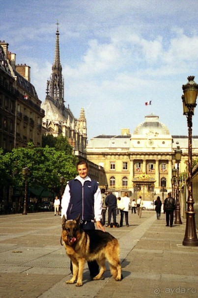 Наша машина доехала до Парижа! Первый экскурсионный день.