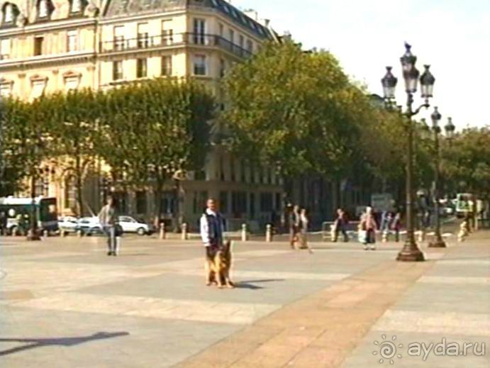 Наша машина доехала до Парижа! Первый экскурсионный день.