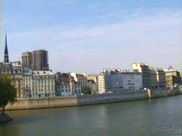 Наша машина доехала до Парижа! Первый экскурсионный день.