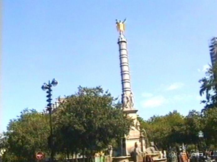 Наша машина доехала до Парижа! Первый экскурсионный день.