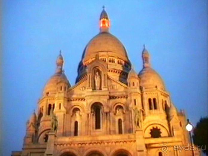 Наша машина доехала до Парижа! Первый экскурсионный день.