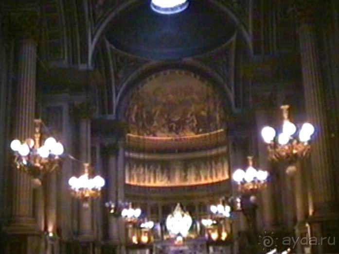 Наша машина доехала до Парижа! Первый экскурсионный день.