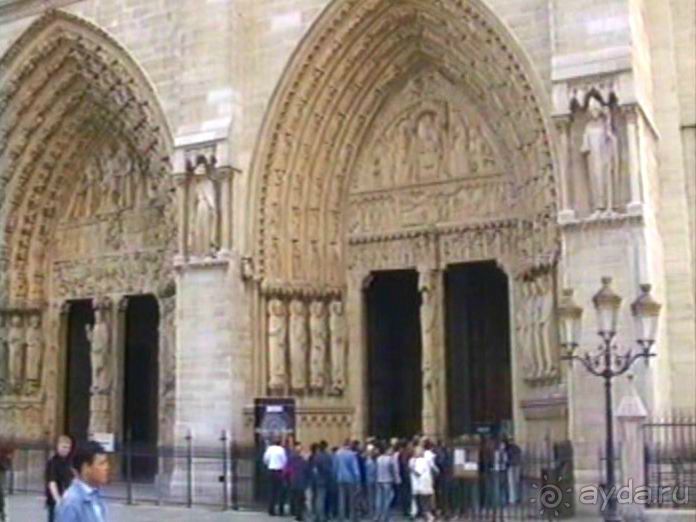 Наша машина доехала до Парижа! Первый экскурсионный день.