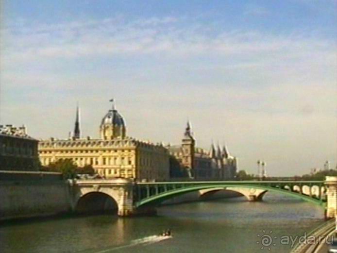 Наша машина доехала до Парижа! Первый экскурсионный день.