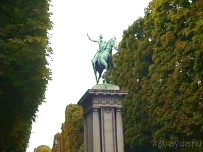 Альбом отзыва "Париж – второй экскурсионный день"