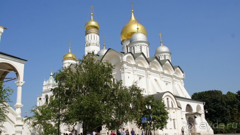 Соборная площадь Московского Кремля Соборная площадь Московского Кремля