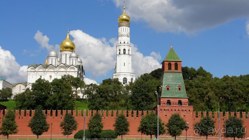 Соборная площадь Московского Кремля