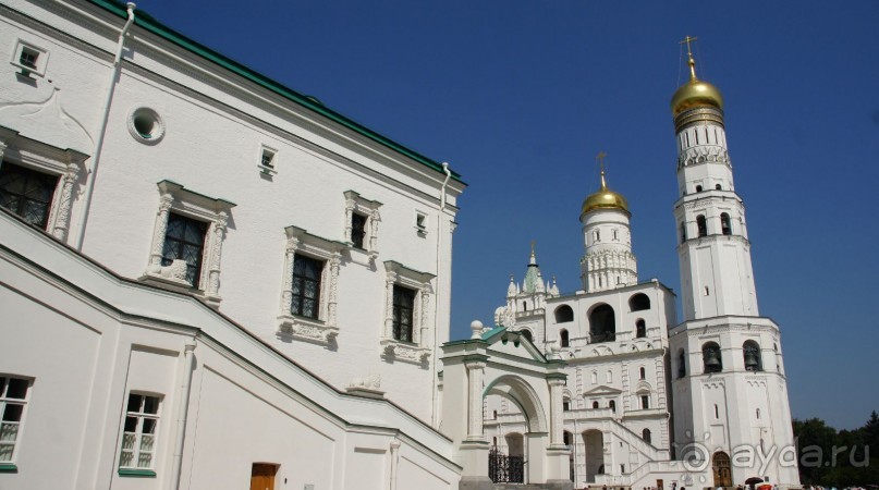 Соборная площадь Московского Кремля