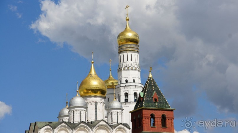 Соборная площадь Московского Кремля