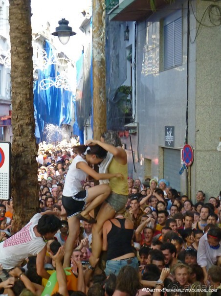 Ла Томатина: не помылишь — не залезешь! (Bunol, Spain)