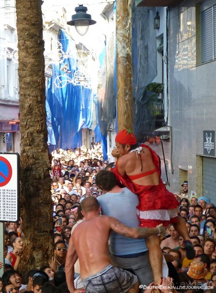 Ла Томатина: не помылишь — не залезешь! (Bunol, Spain)