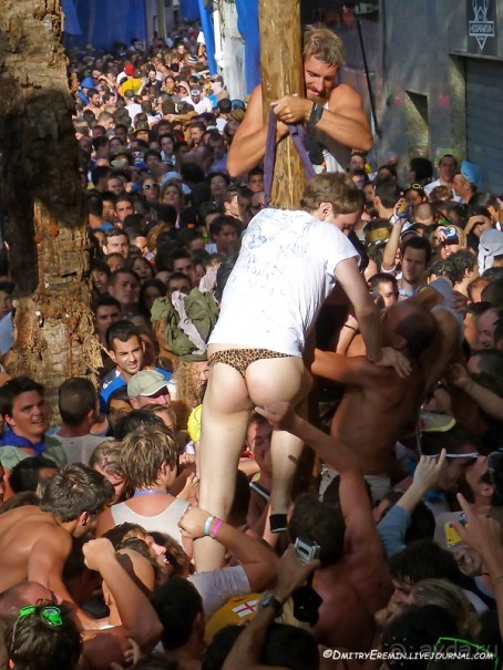 Ла Томатина: не помылишь — не залезешь! (Bunol, Spain)