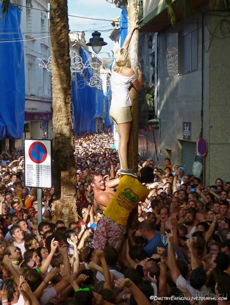 Ла Томатина: не помылишь — не залезешь! (Bunol, Spain)